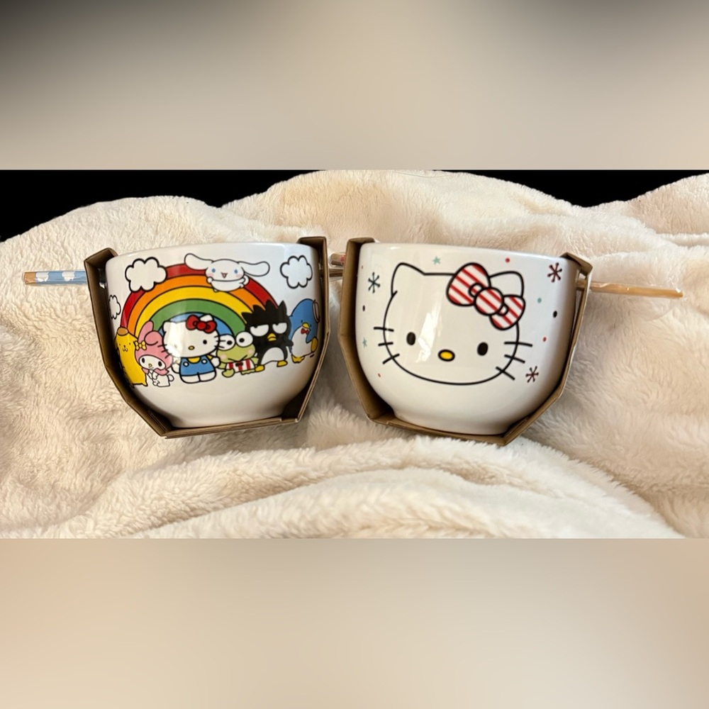 Hello Kitty Ramen Bowls set of 2 - one holiday and one Hello Kitty & Friends NWT